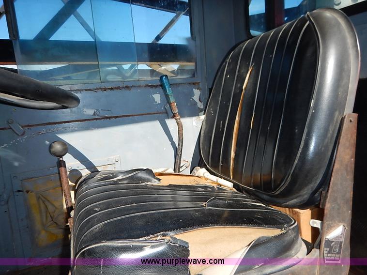 image for item I5373 1966 Fmc Link-belt HC-78B truck mounted crane