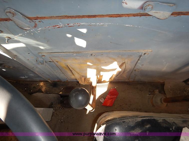 image for item I5373 1966 Fmc Link-belt HC-78B truck mounted crane