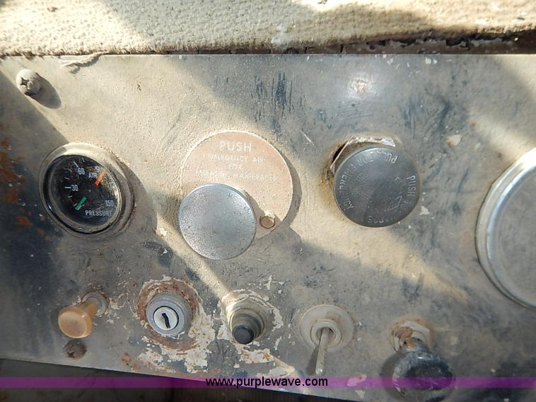 image for item I5373 1966 Fmc Link-belt HC-78B truck mounted crane