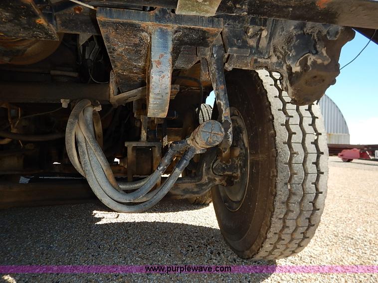 image for item I5373 1966 Fmc Link-belt HC-78B truck mounted crane