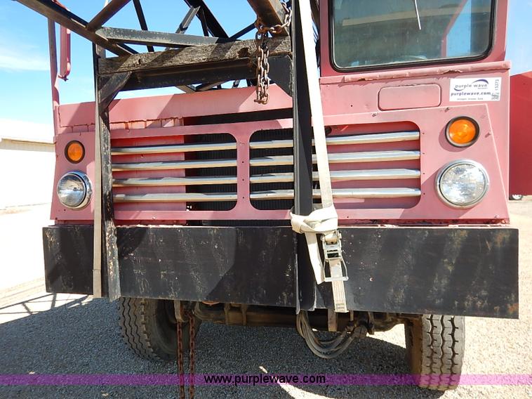 image for item I5373 1966 Fmc Link-belt HC-78B truck mounted crane