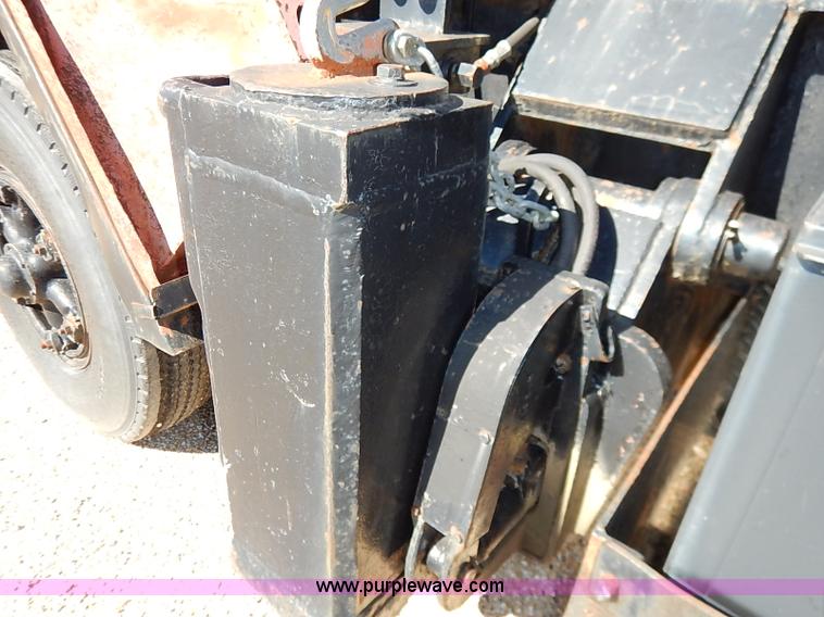 image for item I5373 1966 Fmc Link-belt HC-78B truck mounted crane