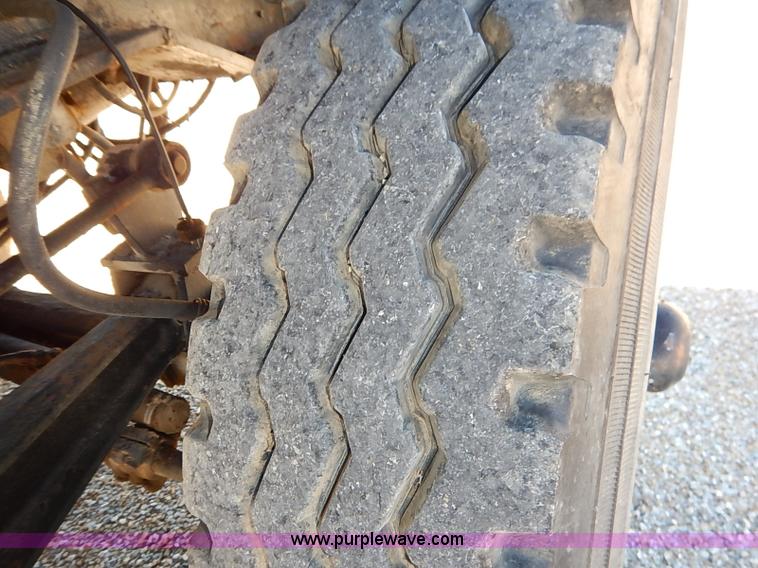 image for item I5373 1966 Fmc Link-belt HC-78B truck mounted crane