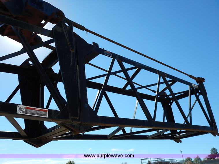 image for item I5373 1966 Fmc Link-belt HC-78B truck mounted crane