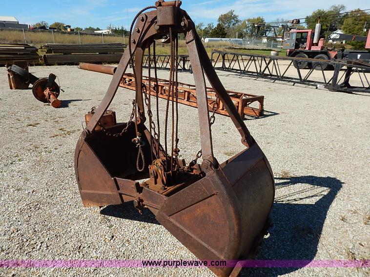 image for item I5373 1966 Fmc Link-belt HC-78B truck mounted crane