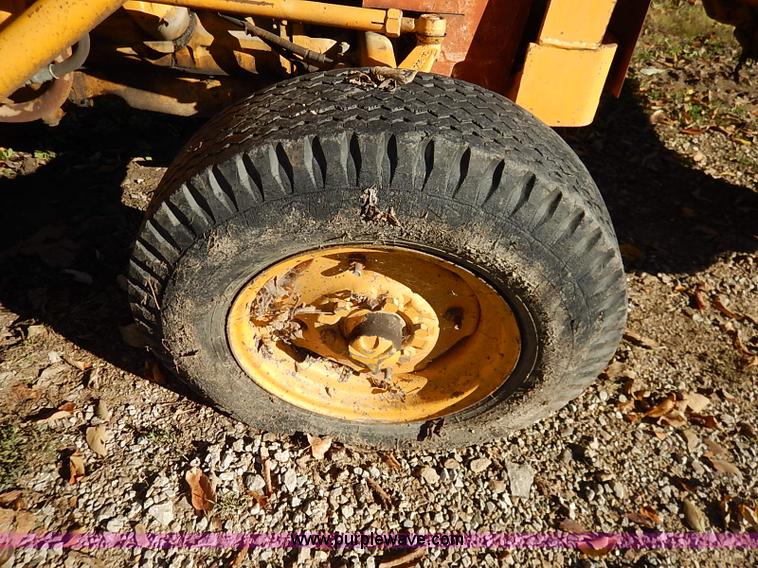 image for item I5381 1968 Massey Ferguson 2135 backhoe