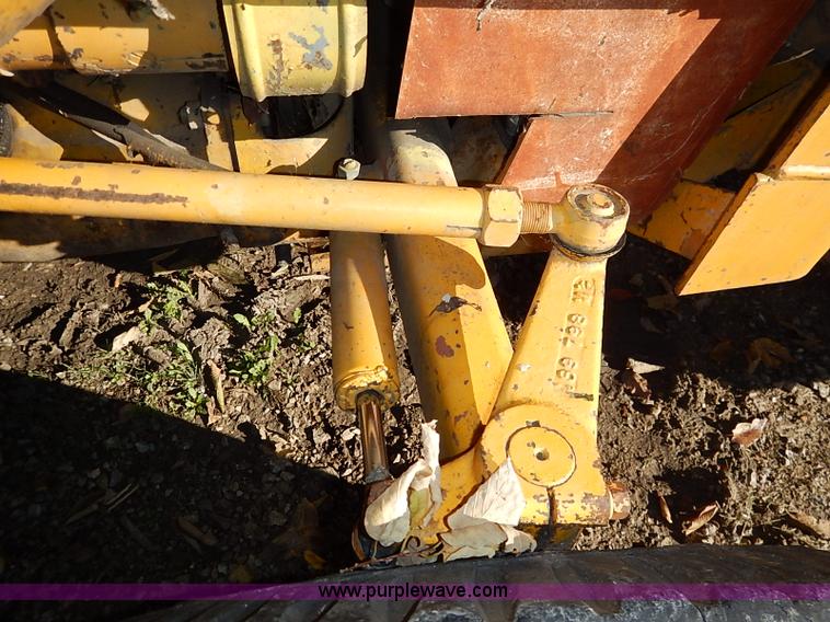 image for item I5381 1968 Massey Ferguson 2135 backhoe