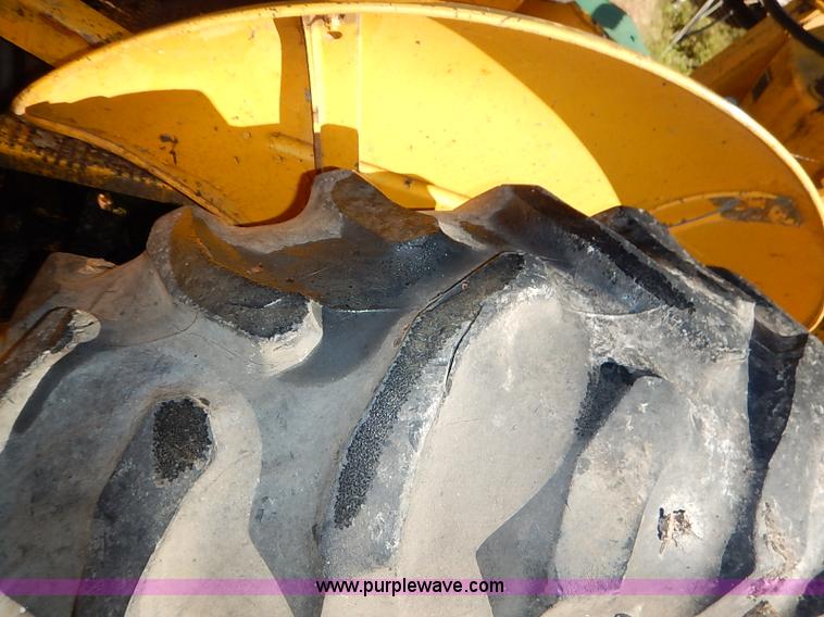 image for item I5381 1968 Massey Ferguson 2135 backhoe