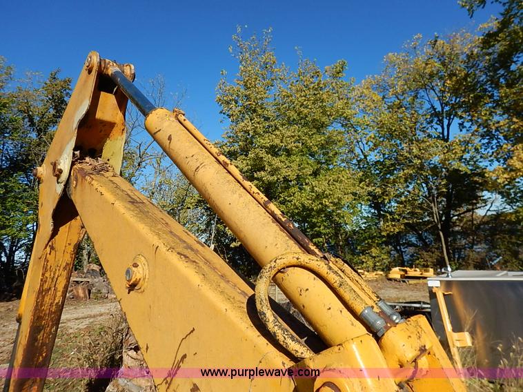 image for item I5381 1968 Massey Ferguson 2135 backhoe