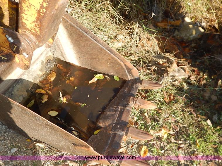 image for item I5381 1968 Massey Ferguson 2135 backhoe