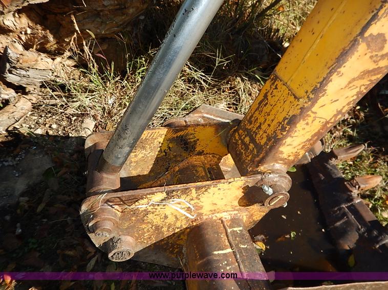 image for item I5381 1968 Massey Ferguson 2135 backhoe