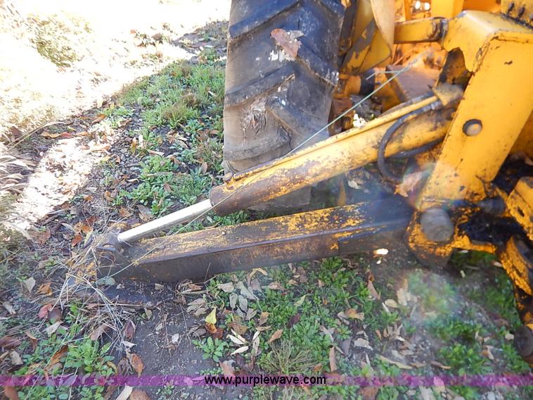 image for item I5381 1968 Massey Ferguson 2135 backhoe