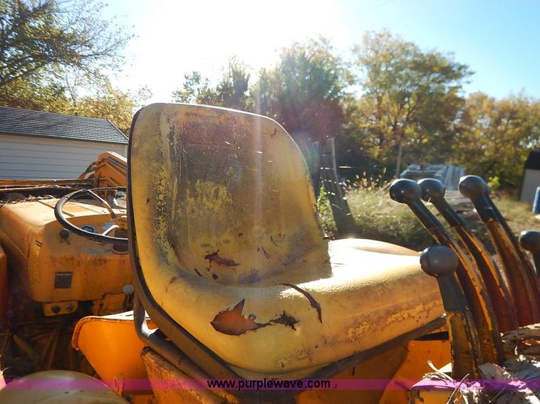 image for item I5381 1968 Massey Ferguson 2135 backhoe