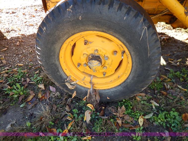 image for item I5381 1968 Massey Ferguson 2135 backhoe