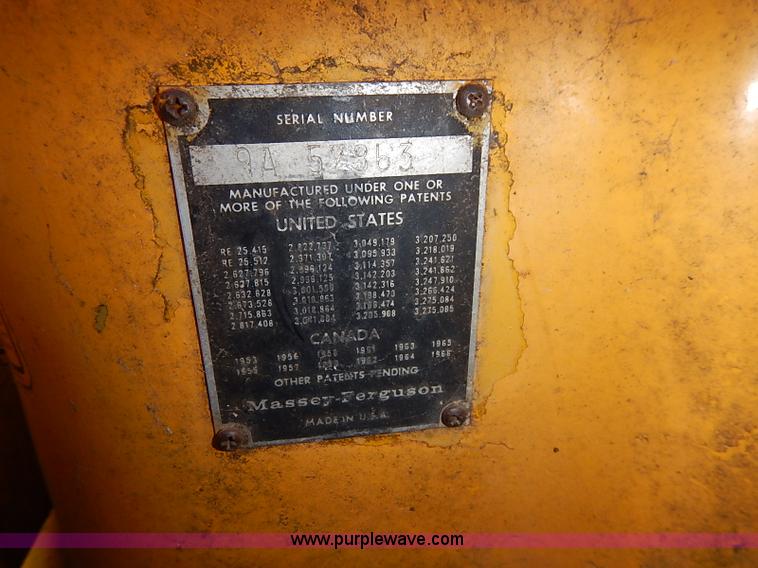 image for item I5381 1968 Massey Ferguson 2135 backhoe