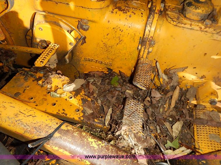 image for item I5381 1968 Massey Ferguson 2135 backhoe