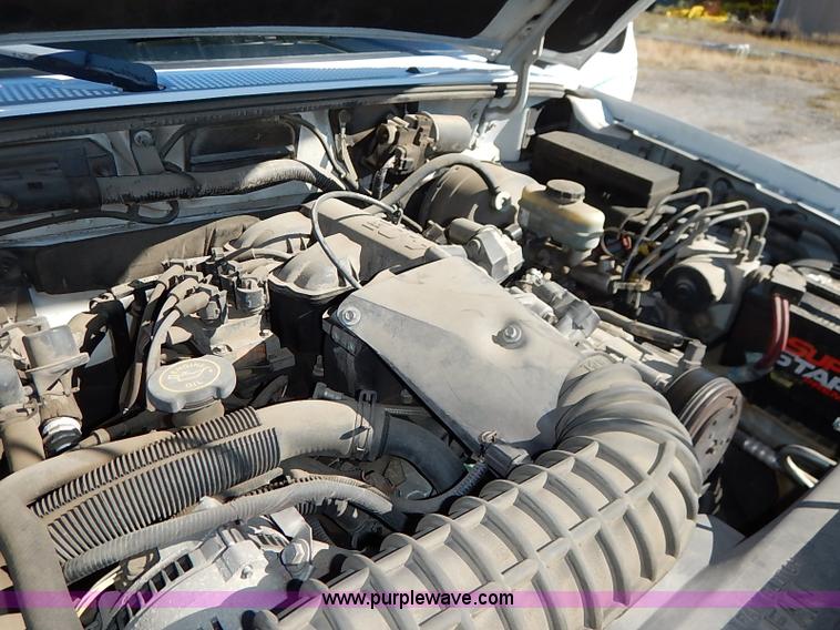 image for item I5389 1998 Ford Ranger XLT SuperCab pickup truck