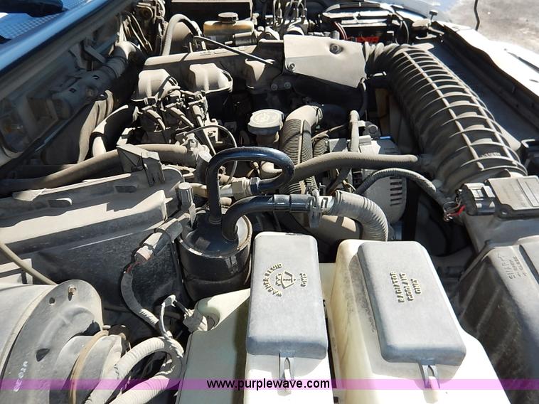 image for item I5389 1998 Ford Ranger XLT SuperCab pickup truck