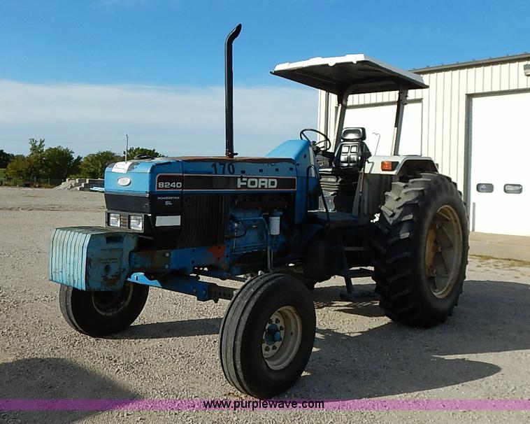 image for item I5401 Ford 8240 Powerstar SL tractor