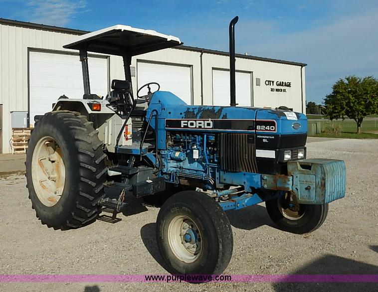 image for item I5401 Ford 8240 Powerstar SL tractor