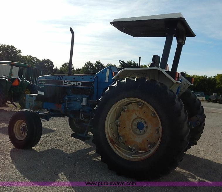 image for item I5401 Ford 8240 Powerstar SL tractor