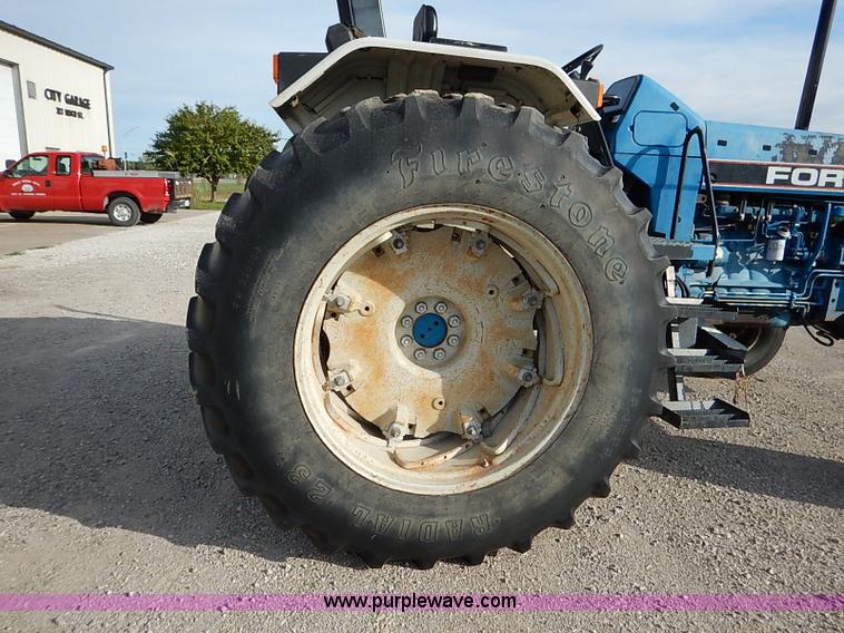 image for item I5401 Ford 8240 Powerstar SL tractor