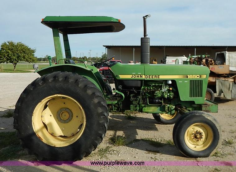 image for item I5402 John Deere 1650 tractor