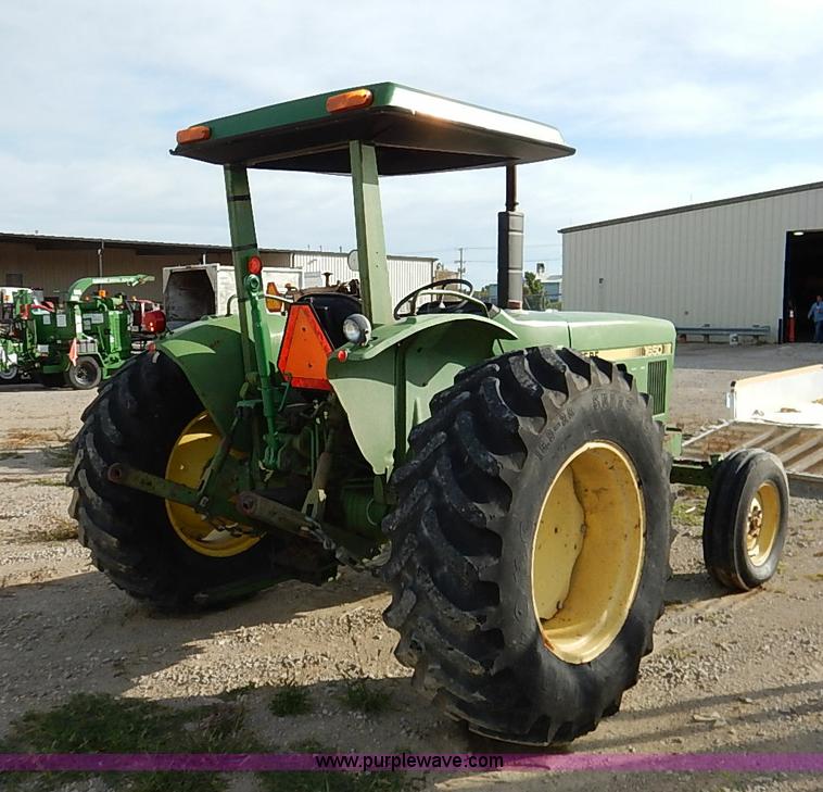 image for item I5402 John Deere 1650 tractor