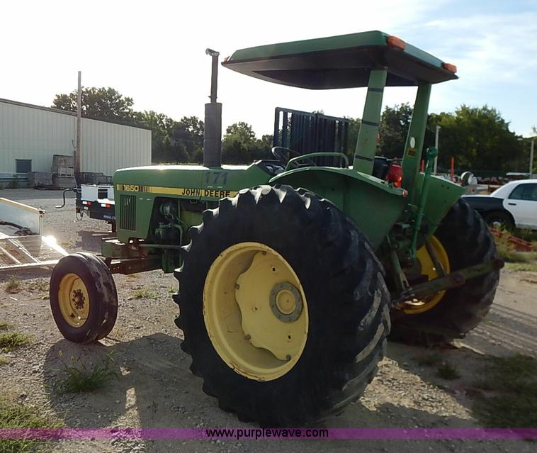 image for item I5402 John Deere 1650 tractor
