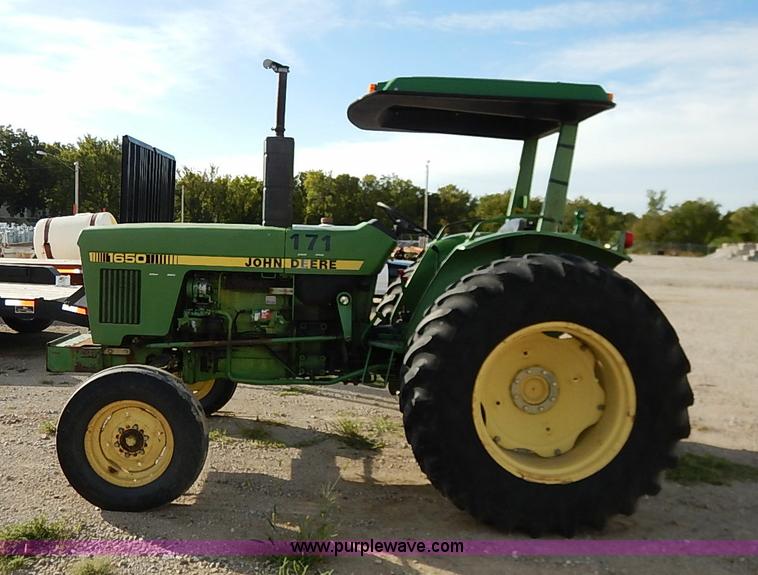 image for item I5402 John Deere 1650 tractor