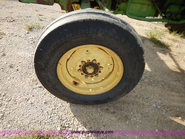 image for item I5402 John Deere 1650 tractor