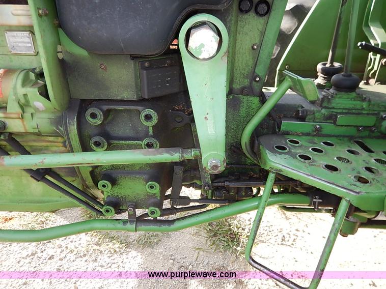 image for item I5402 John Deere 1650 tractor
