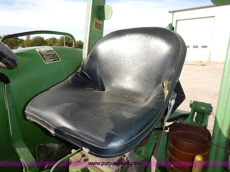 image for item I5402 John Deere 1650 tractor