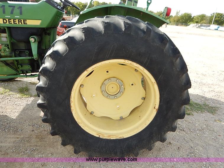 image for item I5402 John Deere 1650 tractor