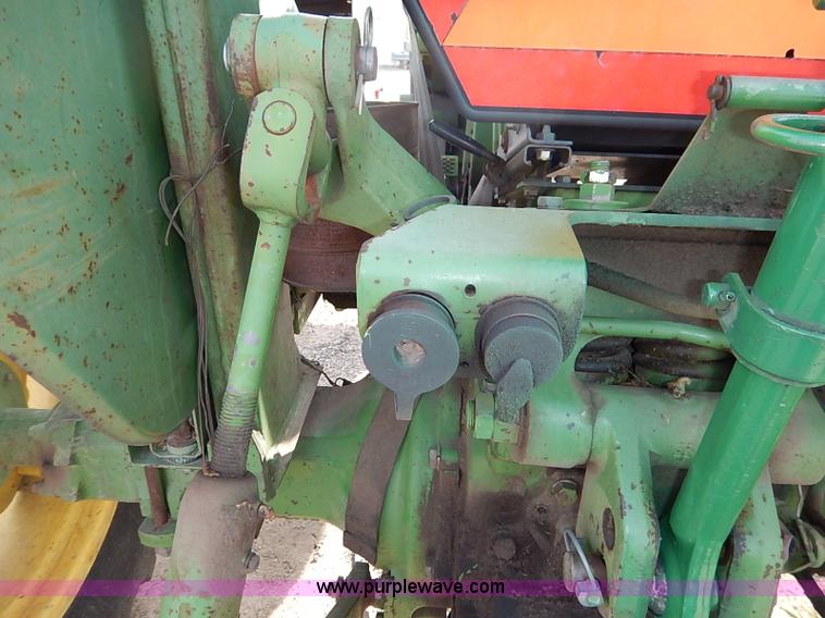 image for item I5402 John Deere 1650 tractor