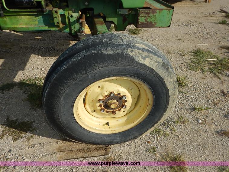 image for item I5402 John Deere 1650 tractor