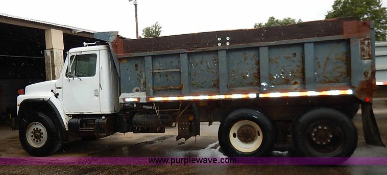 image for item I5405 1989 International S1900 dump truck
