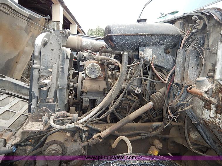 image for item I5405 1989 International S1900 dump truck