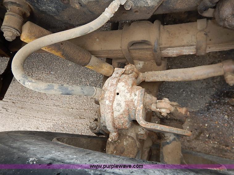 image for item I5405 1989 International S1900 dump truck