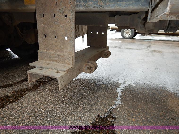 image for item I5405 1989 International S1900 dump truck