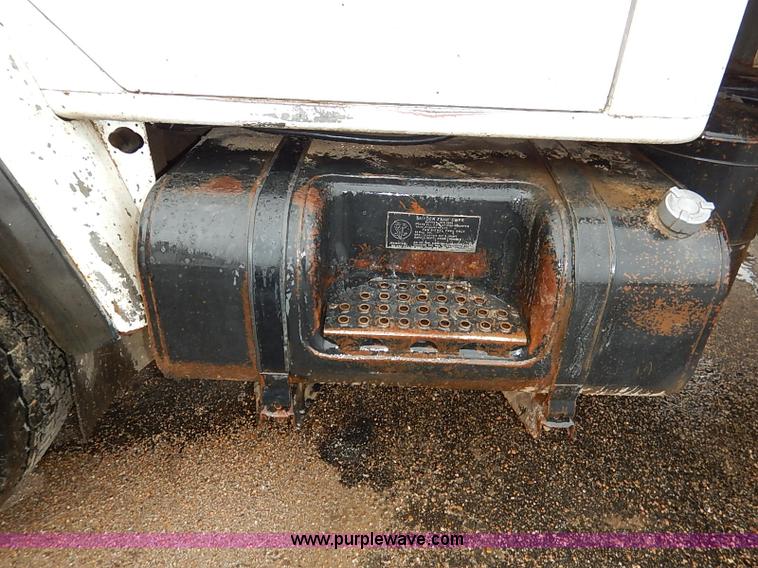 image for item I5405 1989 International S1900 dump truck