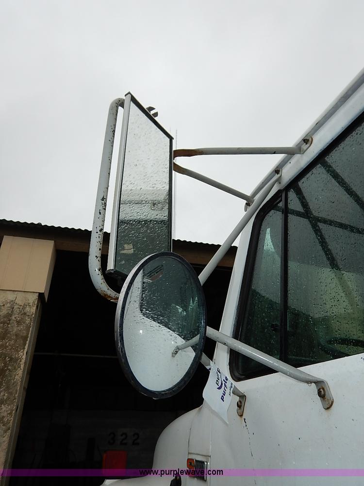 image for item I5405 1989 International S1900 dump truck