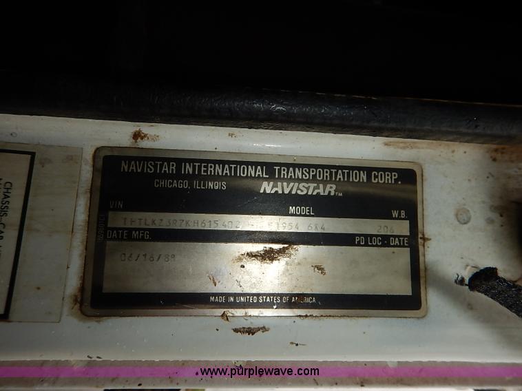 image for item I5405 1989 International S1900 dump truck