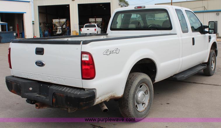 image for item I5783 2008 Ford F250 Super Duty XL SuperCab pickup truck