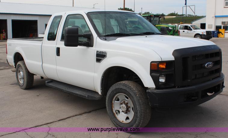 image for item I5783 2008 Ford F250 Super Duty XL SuperCab pickup truck