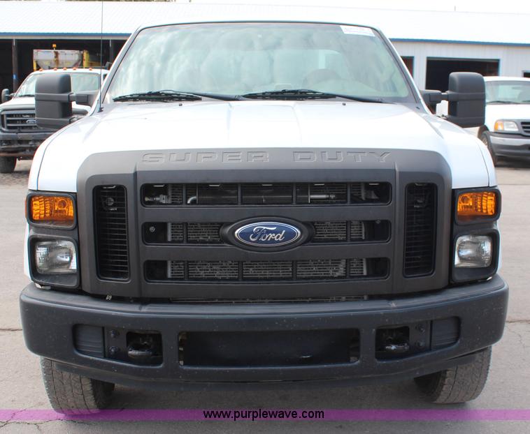 image for item I5783 2008 Ford F250 Super Duty XL SuperCab pickup truck