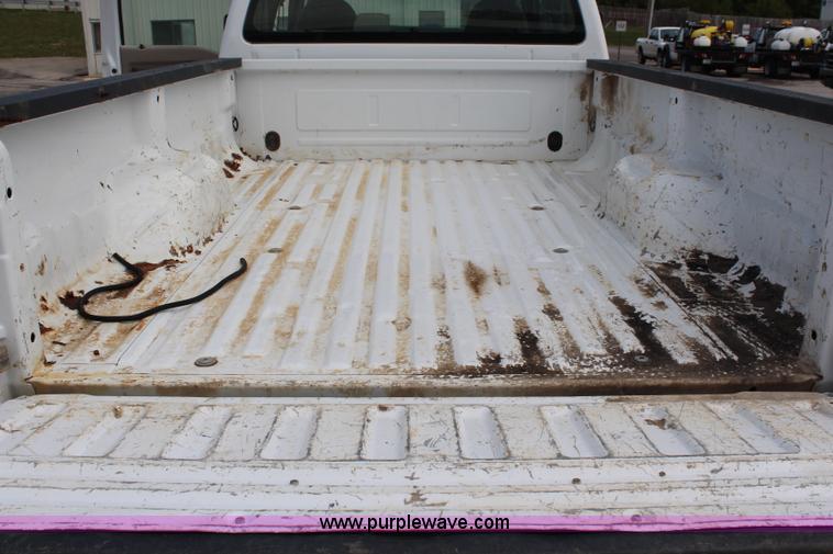 image for item I5783 2008 Ford F250 Super Duty XL SuperCab pickup truck