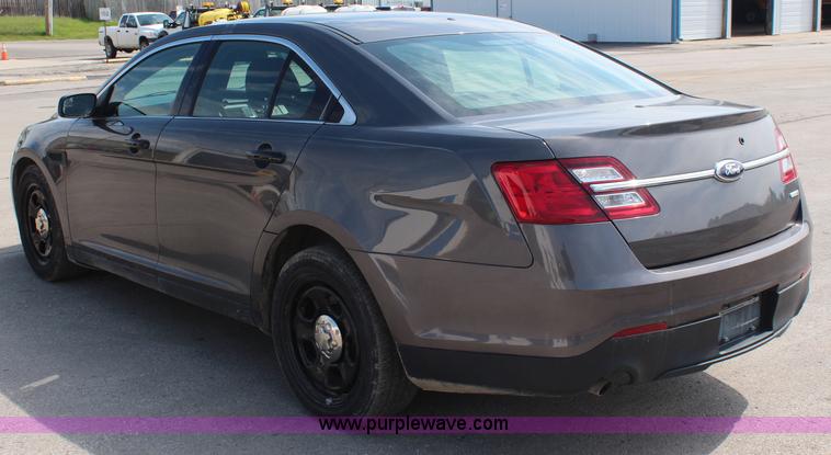 image for item I5862 2013 Ford Taurus Police
