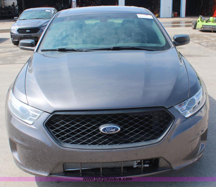 image for item I5862 2013 Ford Taurus Police