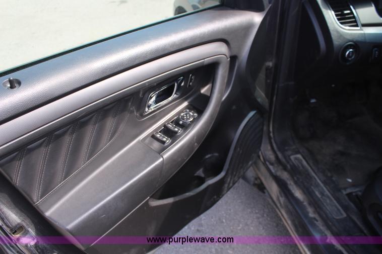 image for item I5862 2013 Ford Taurus Police